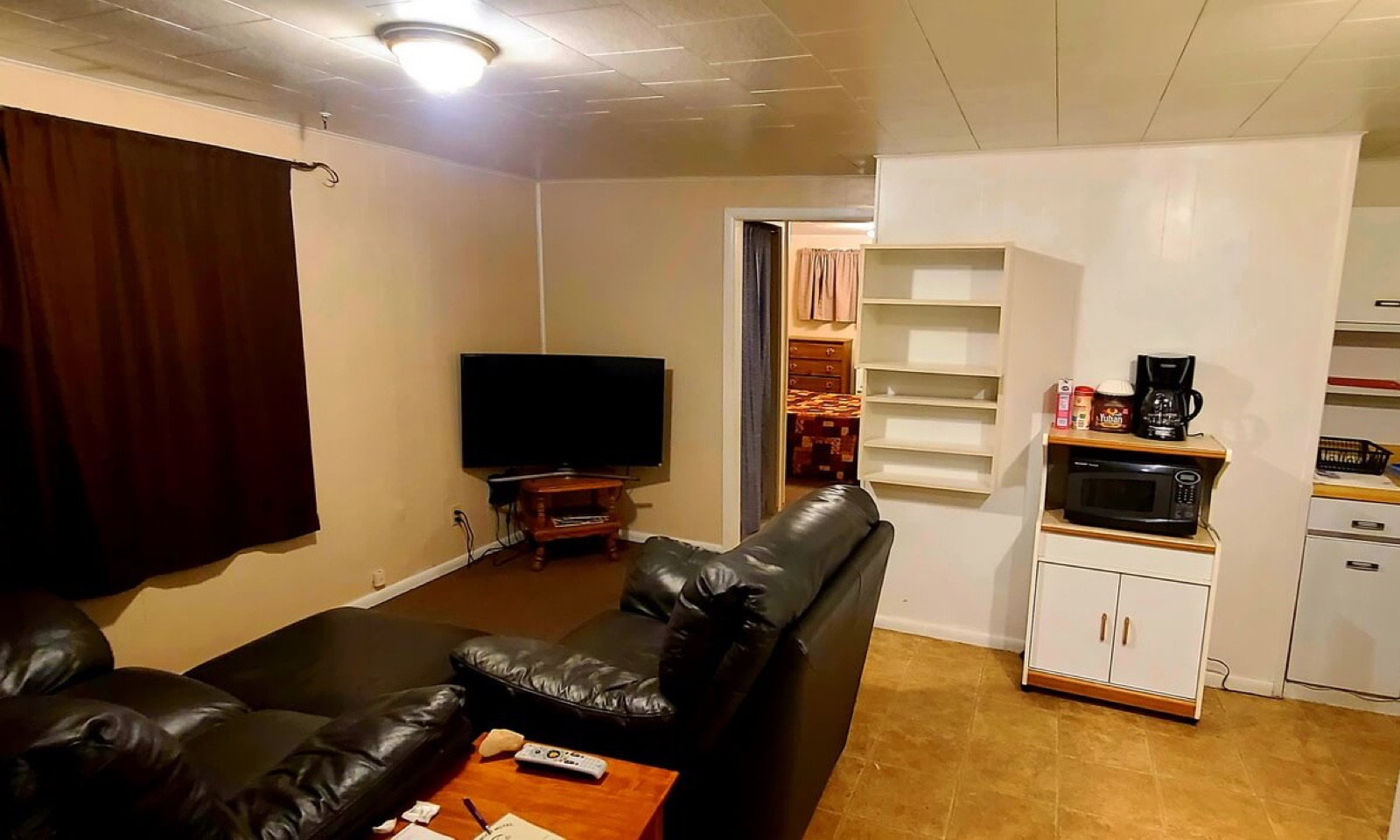 Executive Suite bathroom